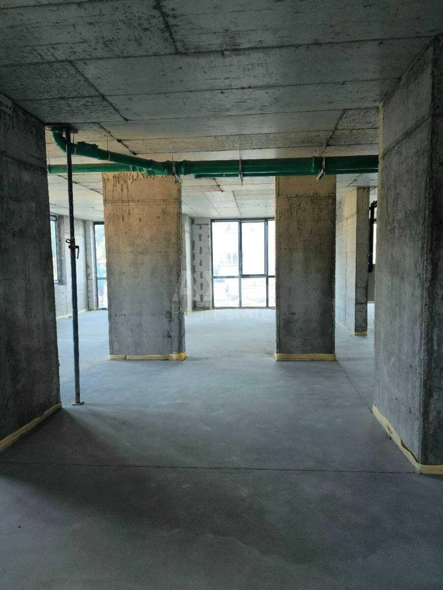 Объект торговли ул. Михаила Максимовича 32В, 193м2651343