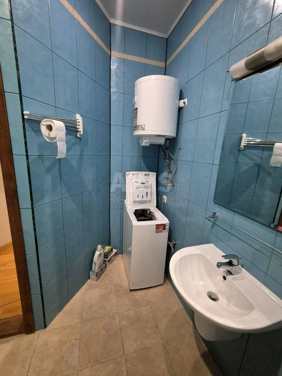 2k apartment vul. Turivs'ka 29698495