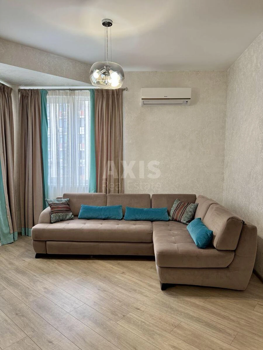 2к квартира ул. Юлии Здановской 71Д710820
