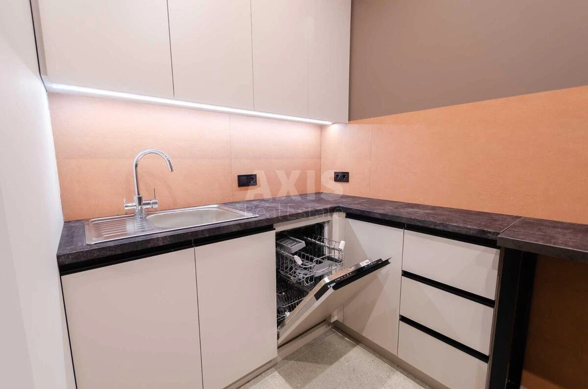 Office vul. Antonovycha 109, 190m26485817