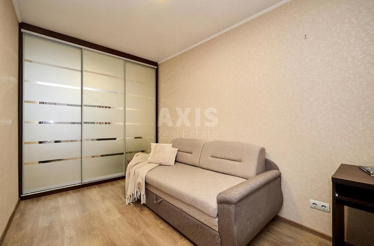 2k apartment vul. Antonovycha 170/1Б665176