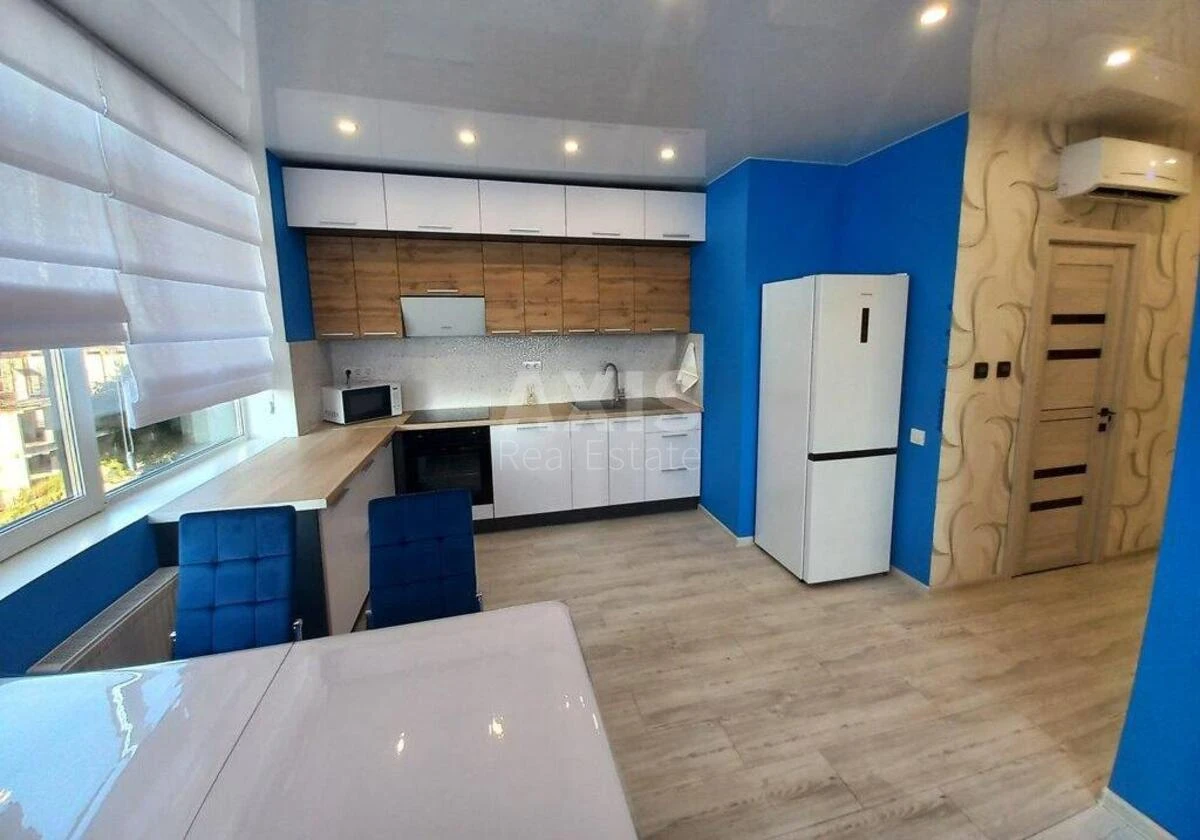 2k apartment vul. Brativ Chybinyeyevykh 8Г702702