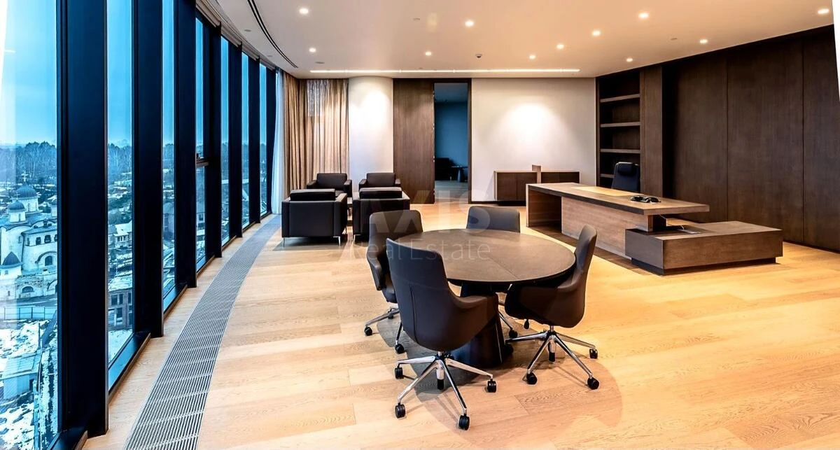 Office vul. Strutyns'kogo Sergija 23, 668m2668730