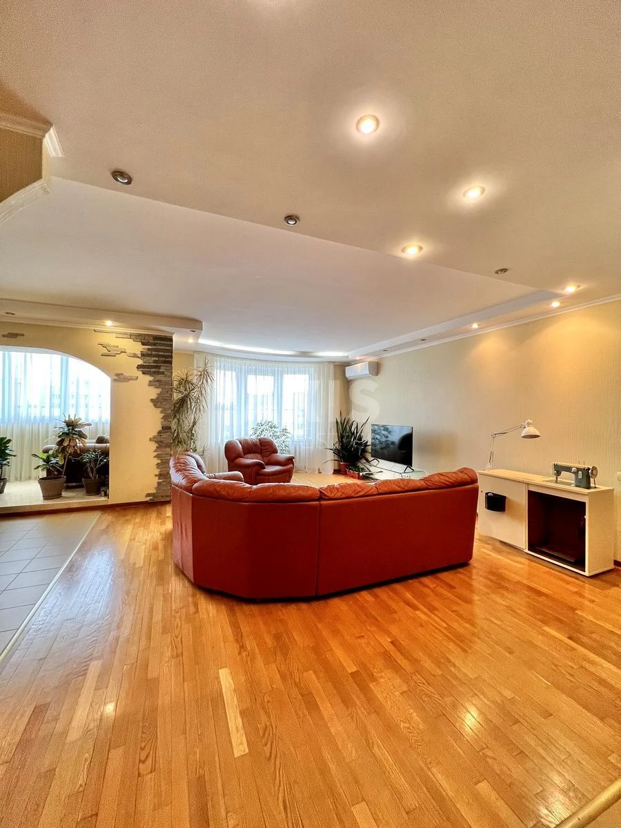 2k apartment pr-t Grygorenka Petra 1Б701116