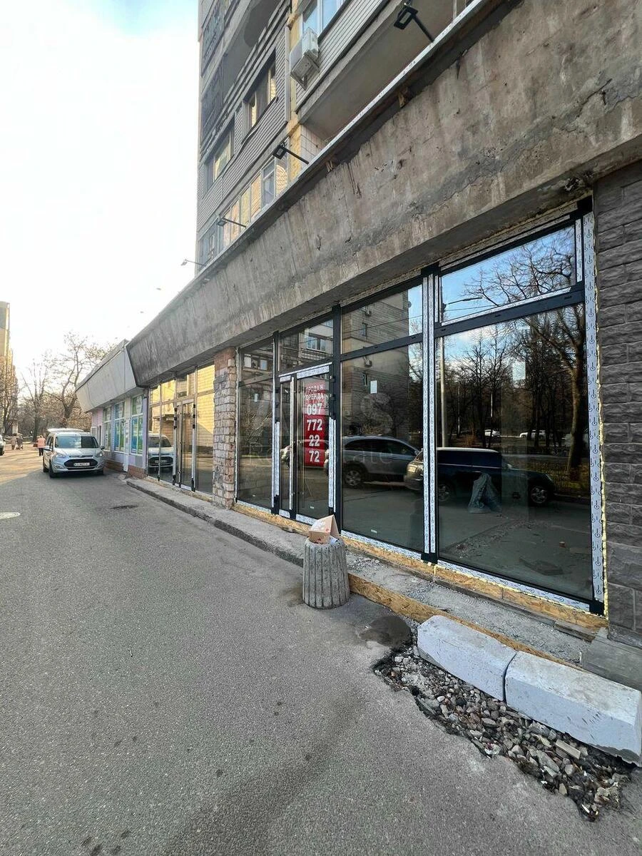 Объект торговли пр-т Голосеевский 68, 127м2675981