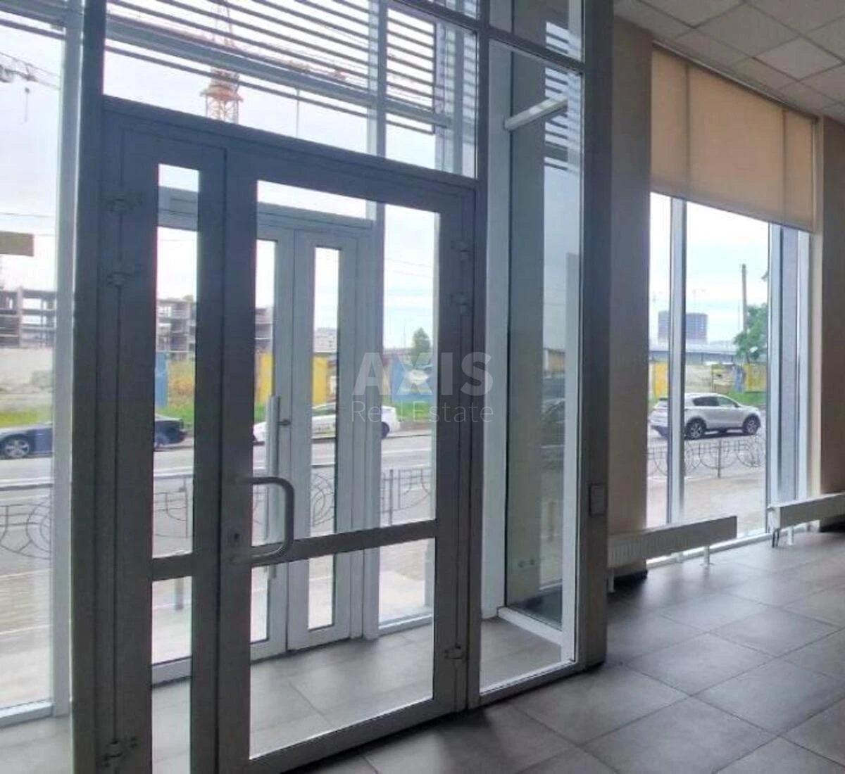 Trade object vul. Naberezhno-Hreshhatyc'ka 58, 40m2658961