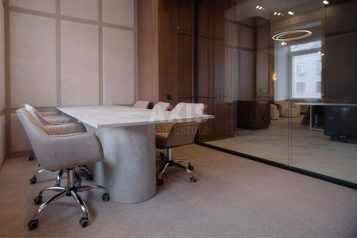 Office vul. Esplanadna 32В, 230m2675077