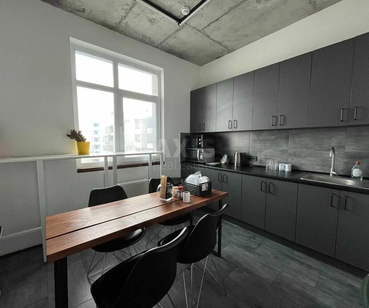 Office vul. Jevgena Konoval'cja 26, 327m2656283