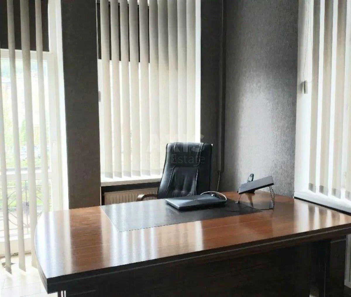 Office vul. Vozdvyzhens'ka 21/23, 136m2672155