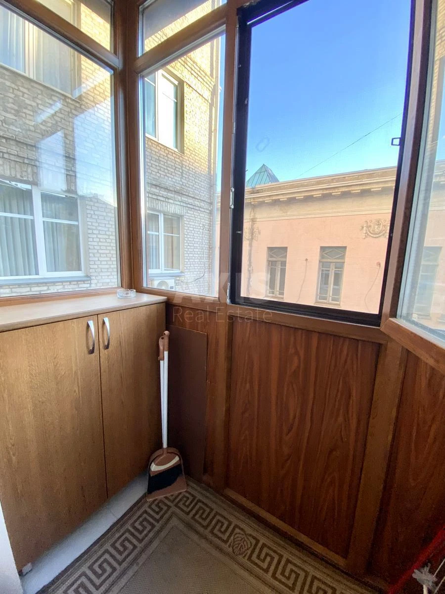 2k apartment vul. Shovkovychna 13/2703755