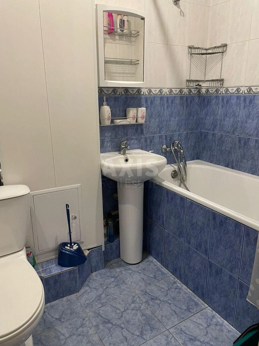 2к квартира ул. Строителей 16640568