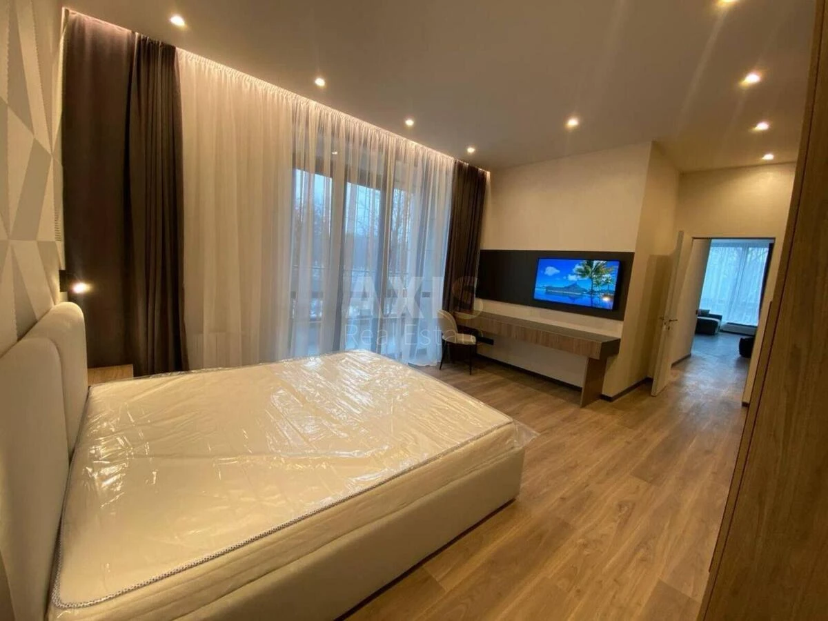 3k apartment pr-t Peremogy 42602245