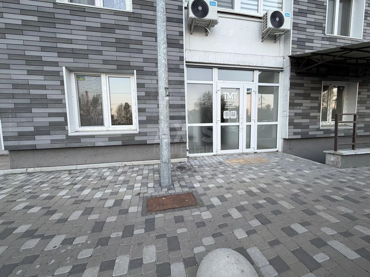 Объект торговли ул. Ревуцкого 54, 48м268006