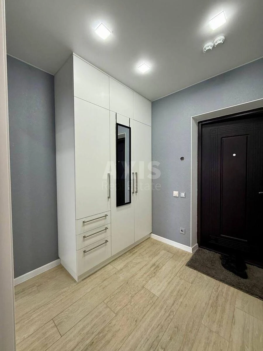 1k apartment vul. Oleksandra Olesja 2В647346