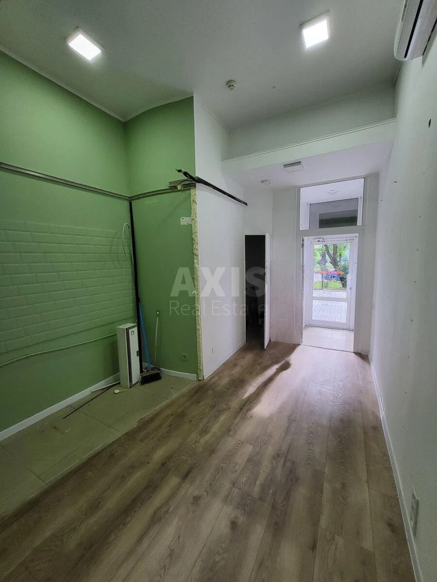 Trade object nab. Rusanivs'ka 4, 19m2646184