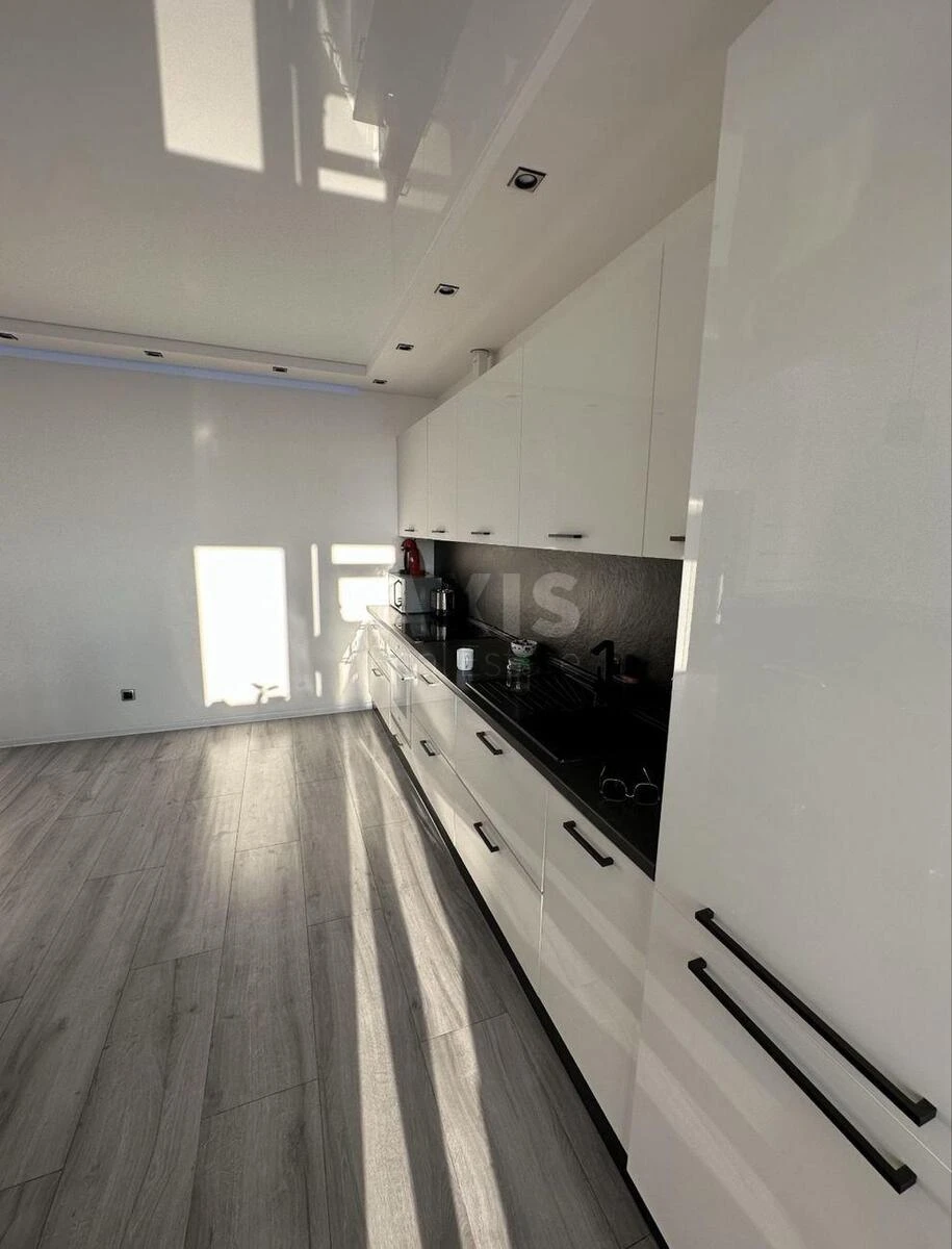 1k apartment vul. Dragomanova 2Б691979