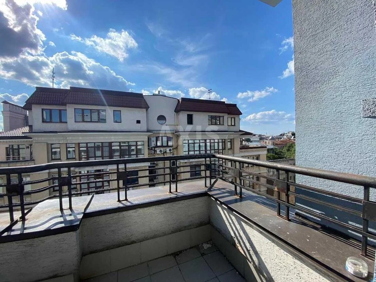 Office vul. Volodymyrs'ka 38, 320m26612713