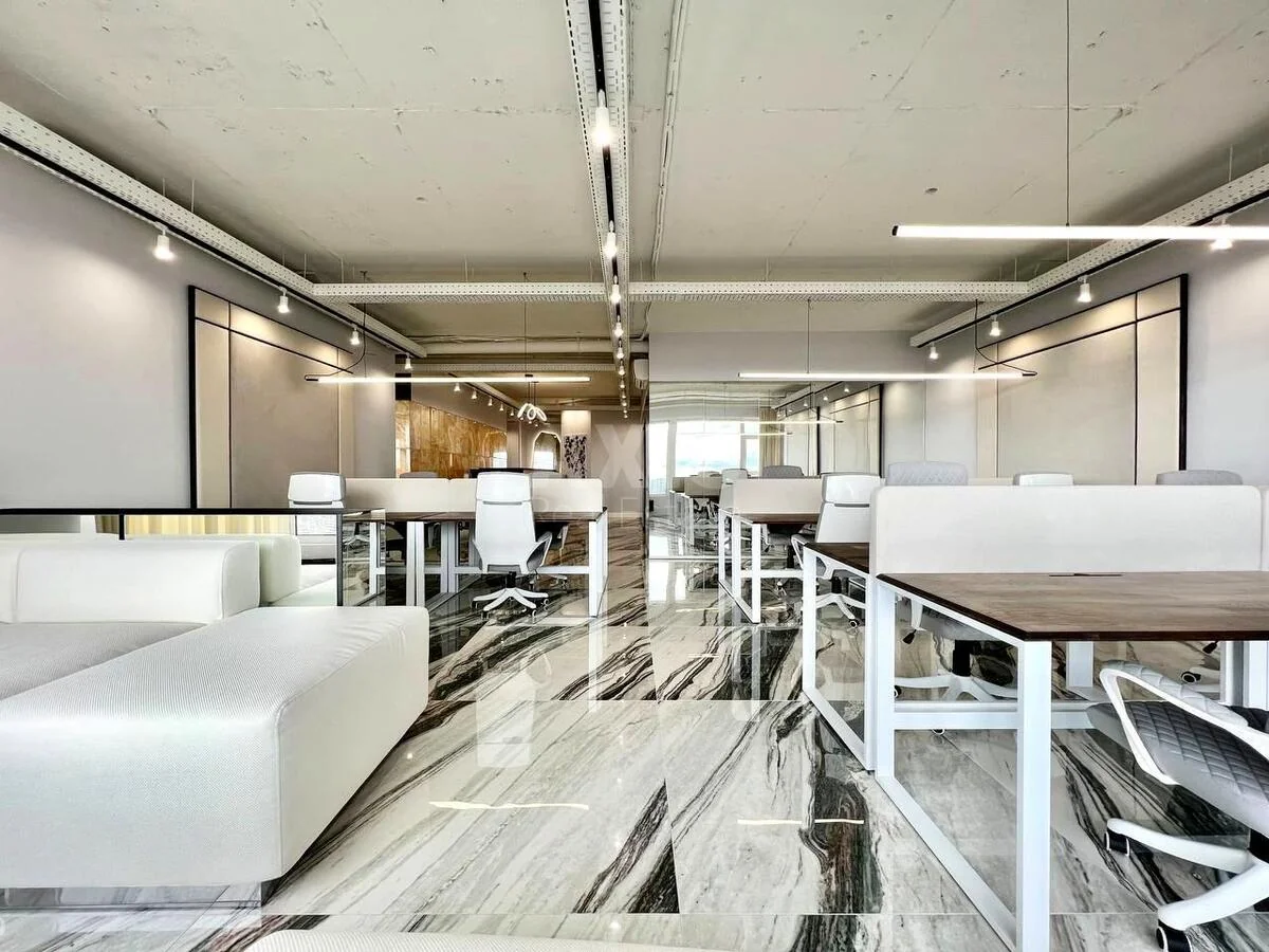 Office uzv. Klovs'kyj 7А, 269m2