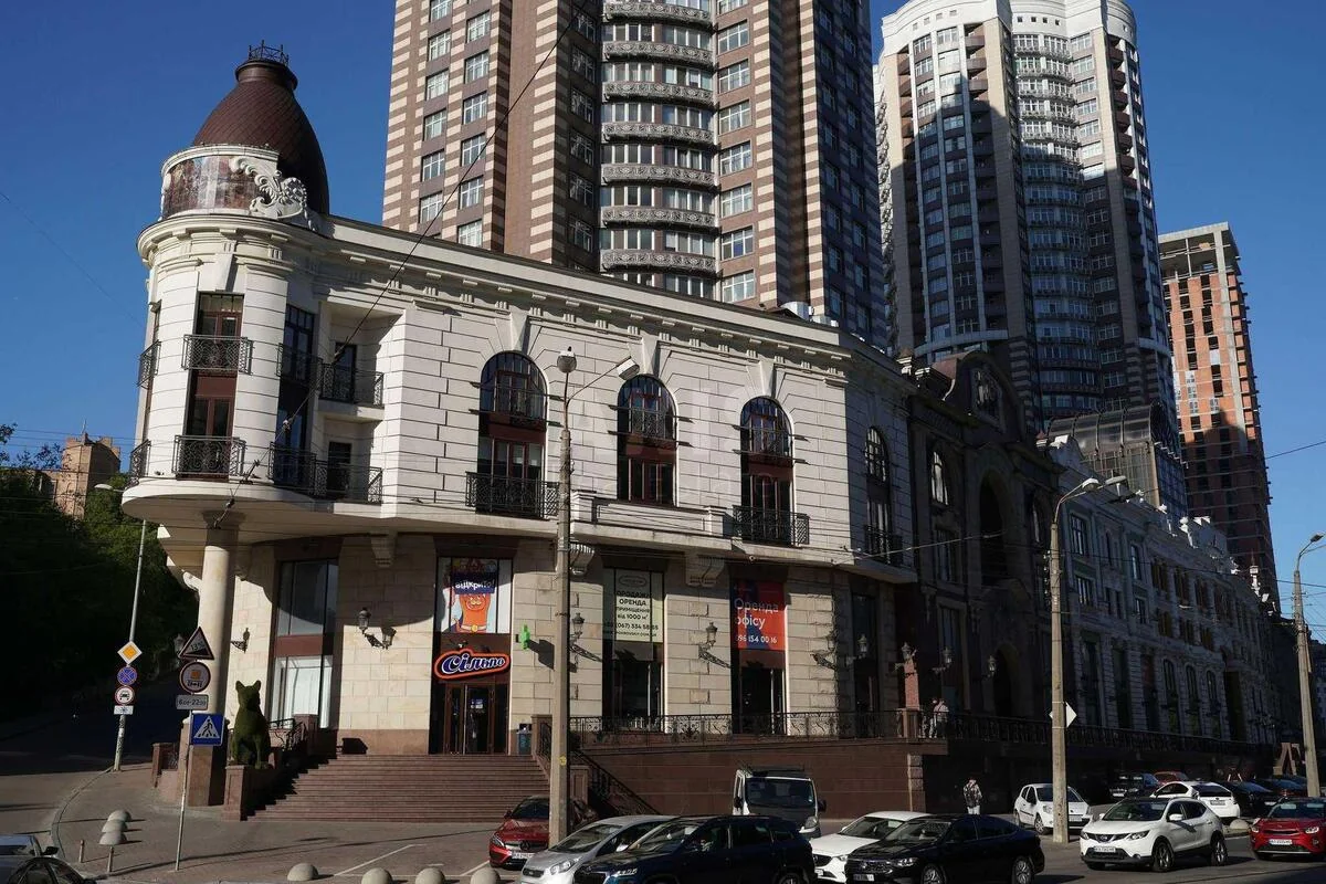 Офіс вул. Глибочицька 32Б, 463м2