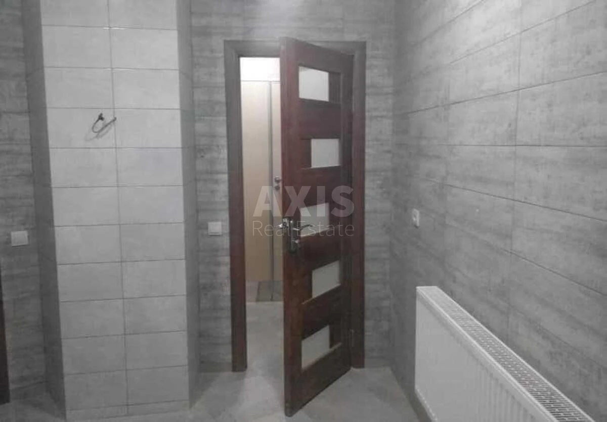 Office vul. Glybochyc'ka 17М, 2200m2607117