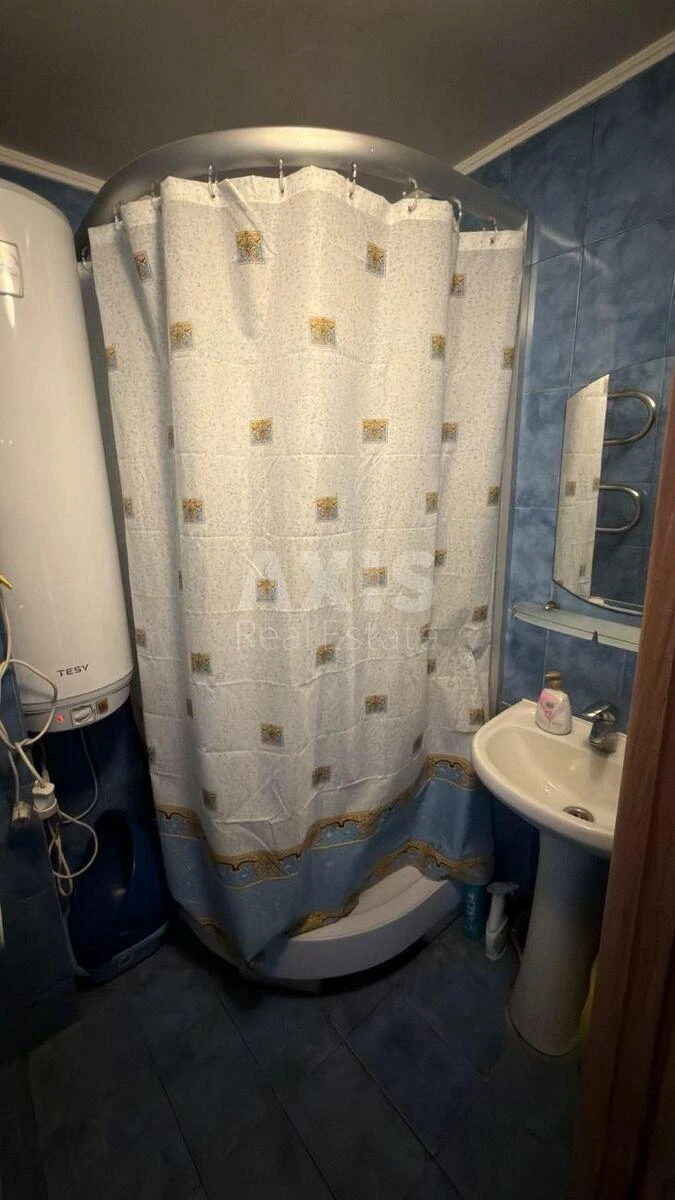 2k apartment vul. Levka Lukyanenka 2А708186