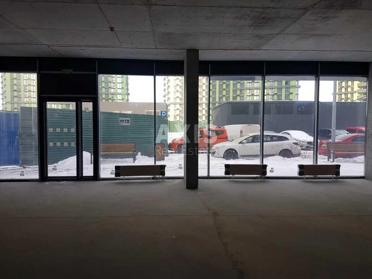 Trade object nab. Dniprovs'ka 15, 125m2543197