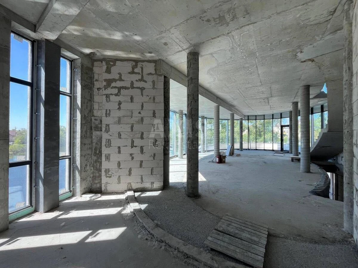 Trade object vul. Alimpiya Halyka 75, 350m2708953