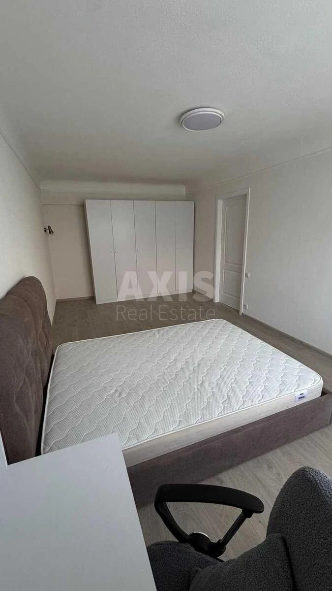1к квартира ул. Юрковская 12688736