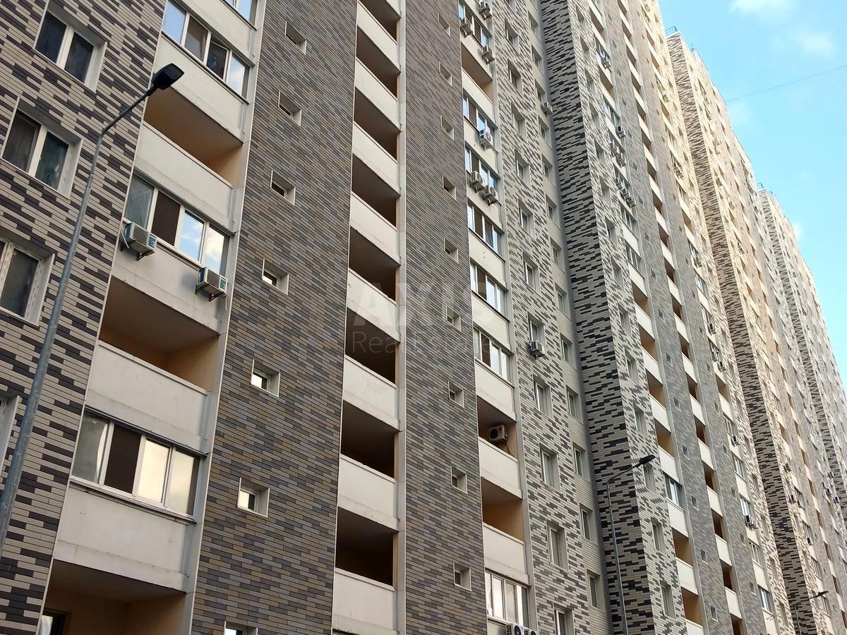 1k apartment vul. Revuc'kogo 547040215