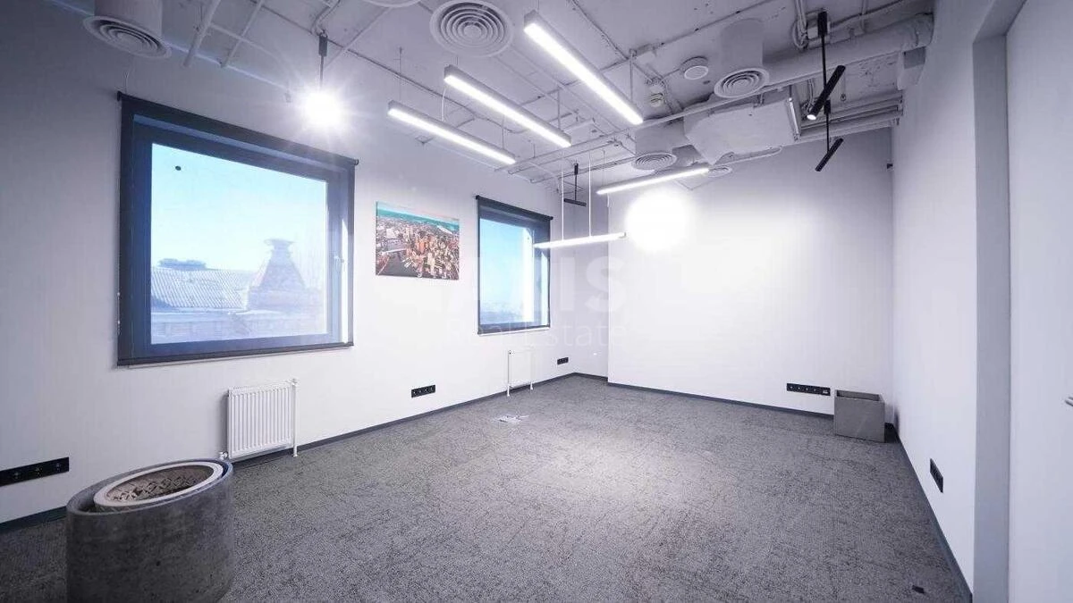 Office vul. Volodymyrs'ka 12, 700m26732412