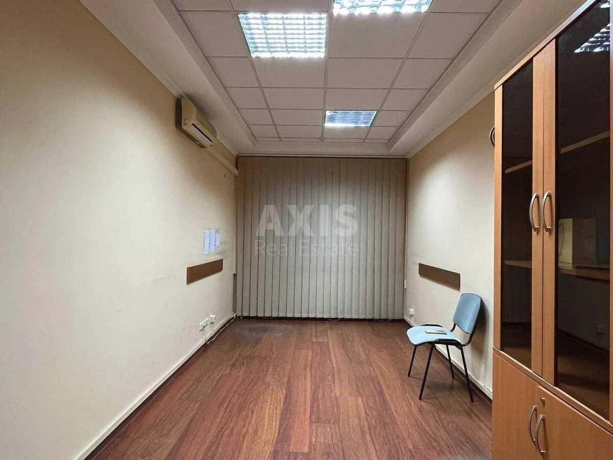 Офис бул. Николая Михновского 19, 233м2698096