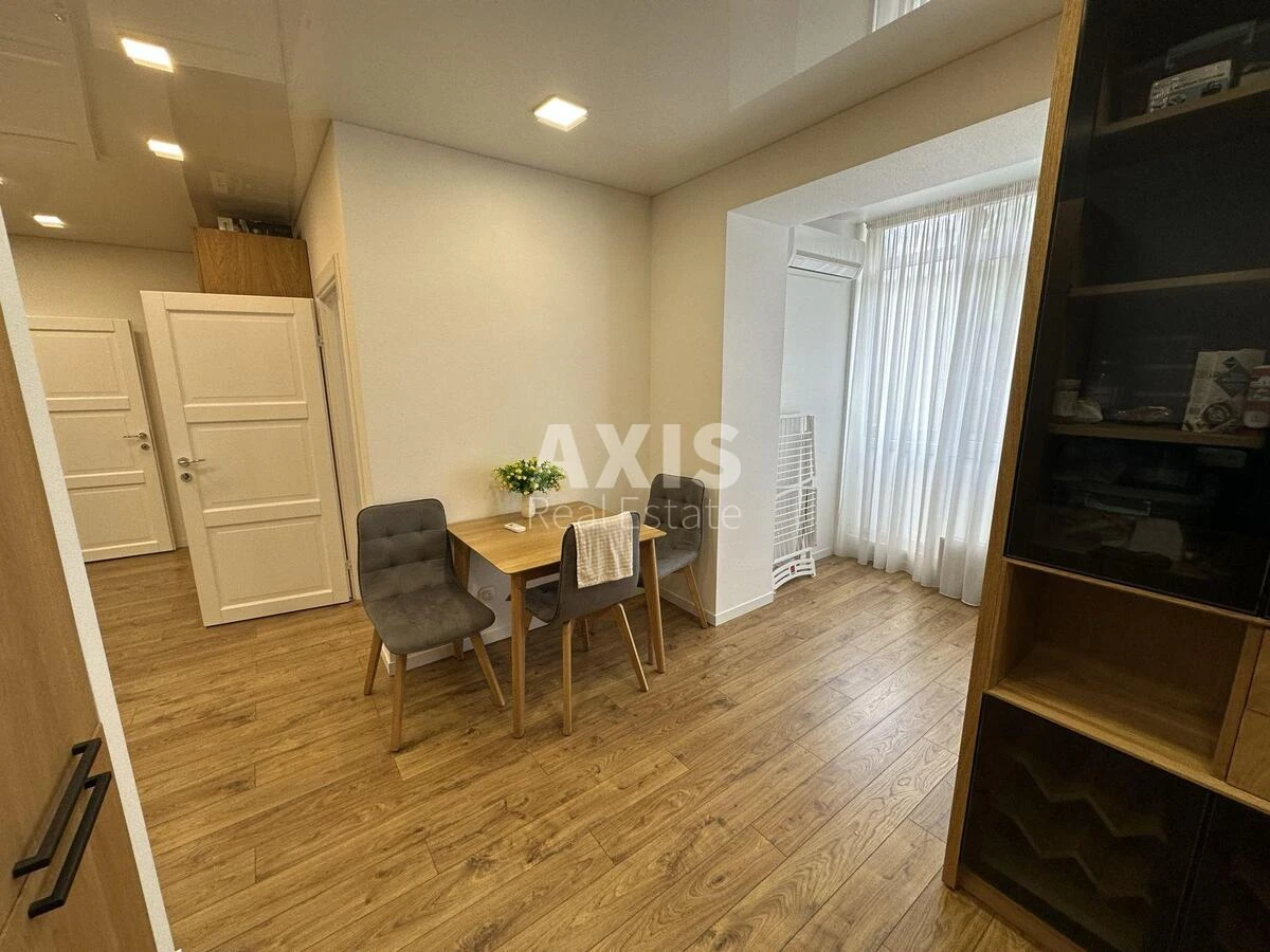 2k apartment vul. Radystiv 32642641