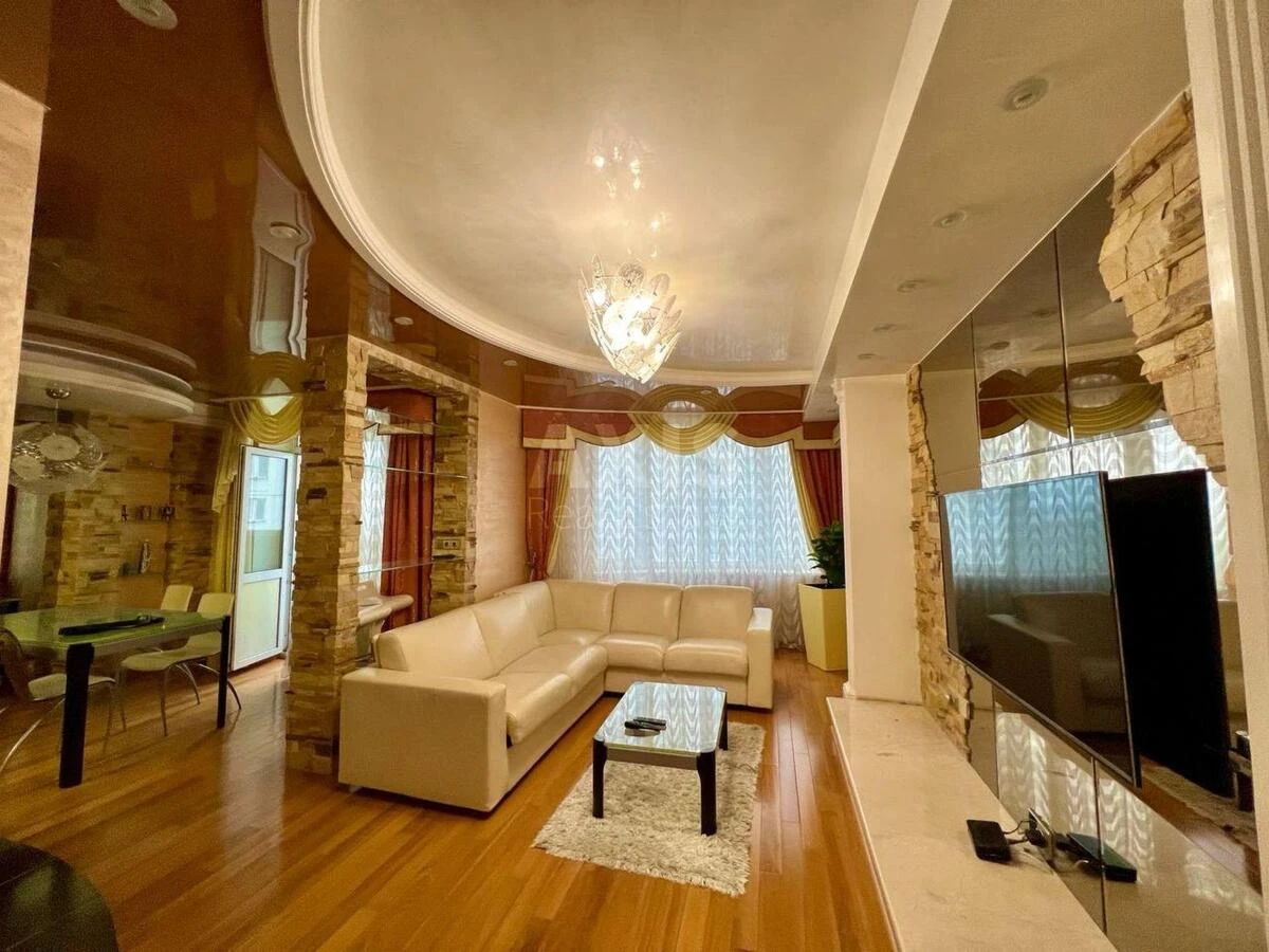 1k apartment vul. Verhovynna 35641597