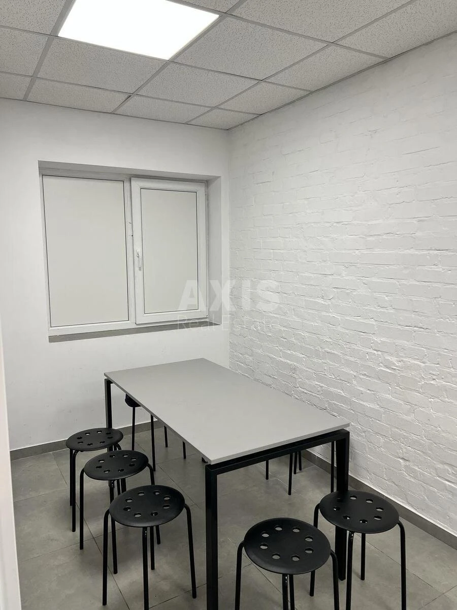 Office vul. Myhajla Maksymovycha 24, 56m2635705