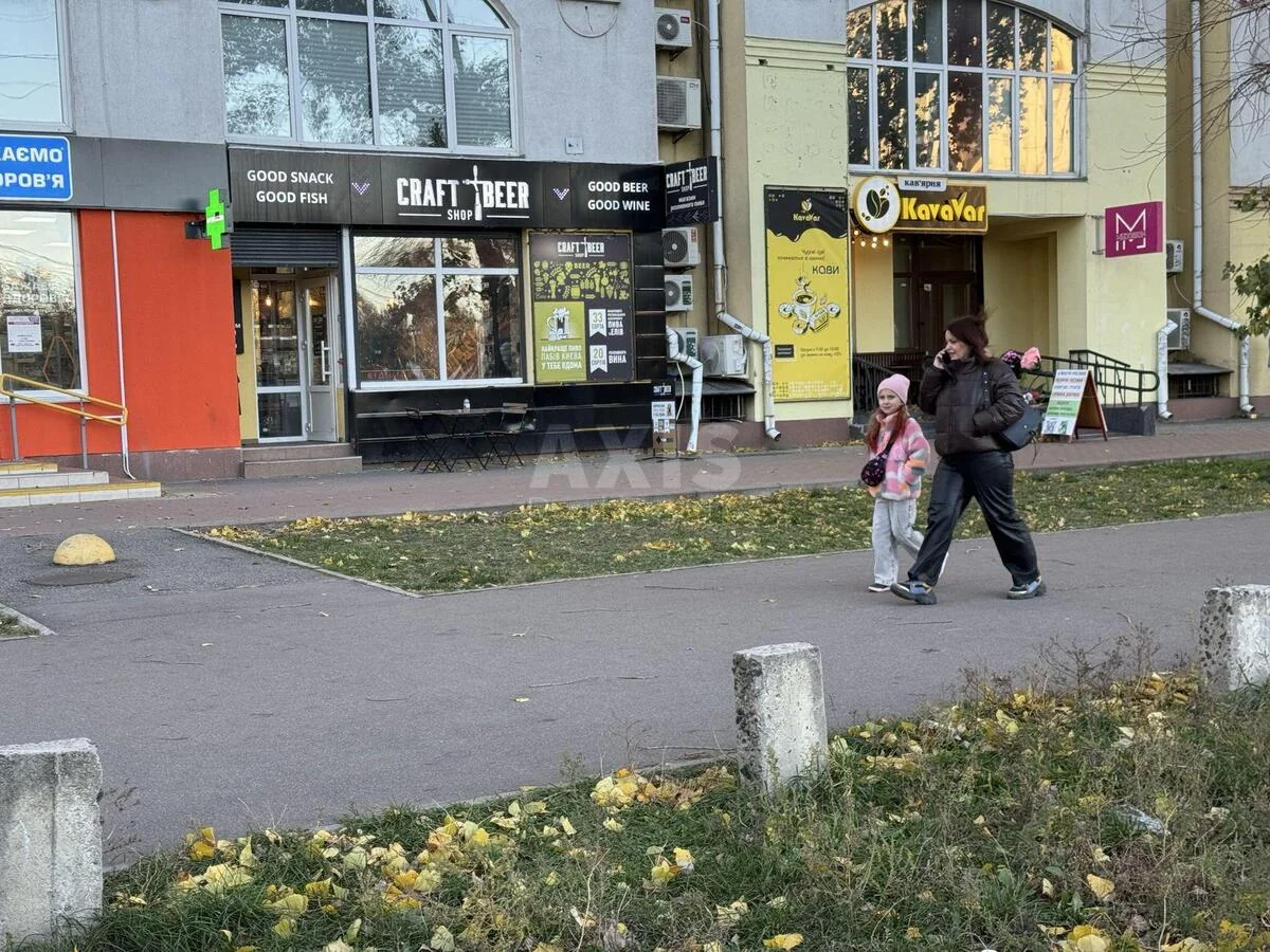 Об'єкт торгівлі вул. Червоногвардійська 10, 31м2