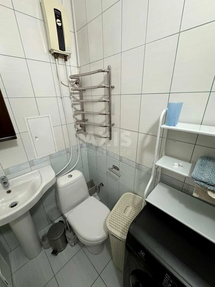 2k apartment vul. Gospital'na 27150215