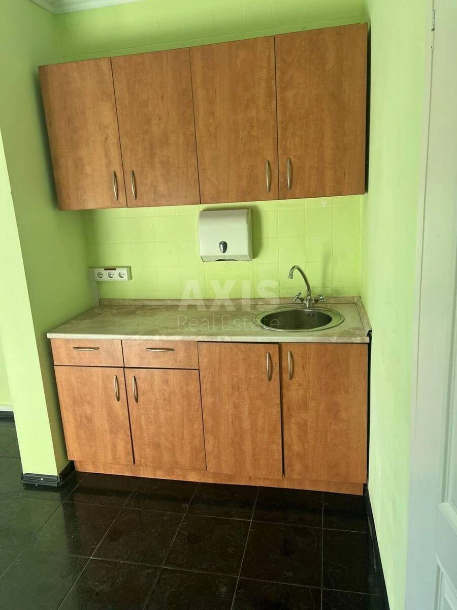 Office pr-t Bazhana Mykoly 5Е, 128m26701410