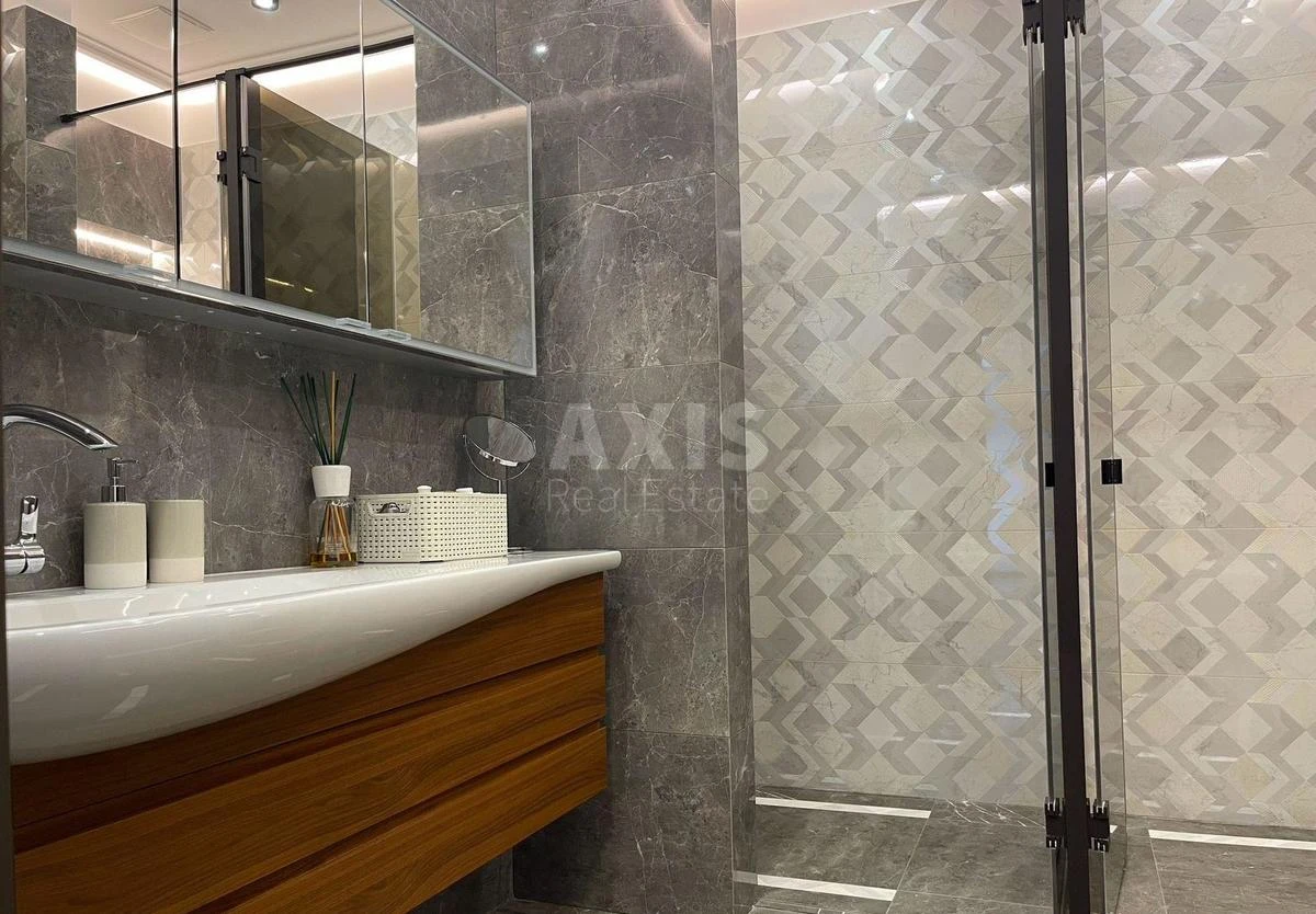 4k apartment vul. Instytuts'ka 18457639