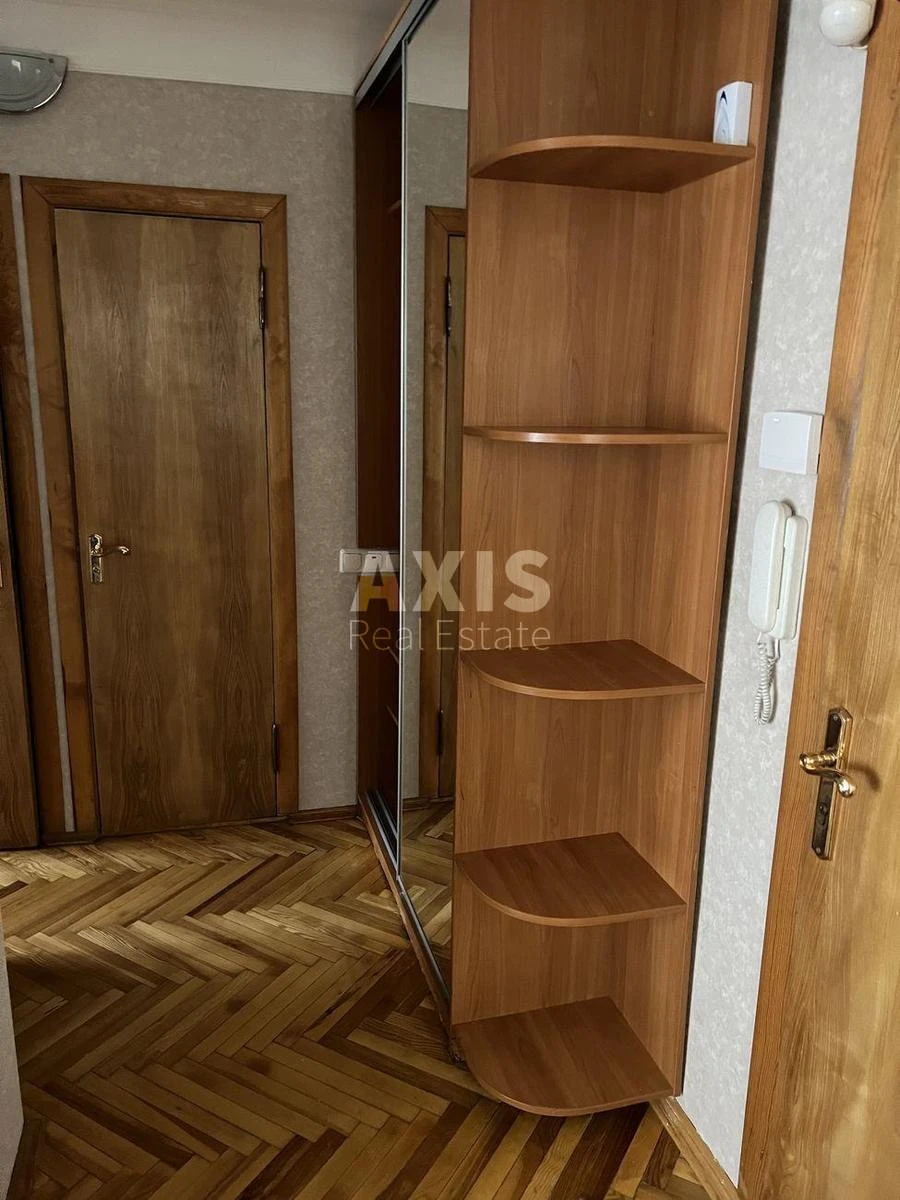 2к квартира ул. Антоновича 97465658