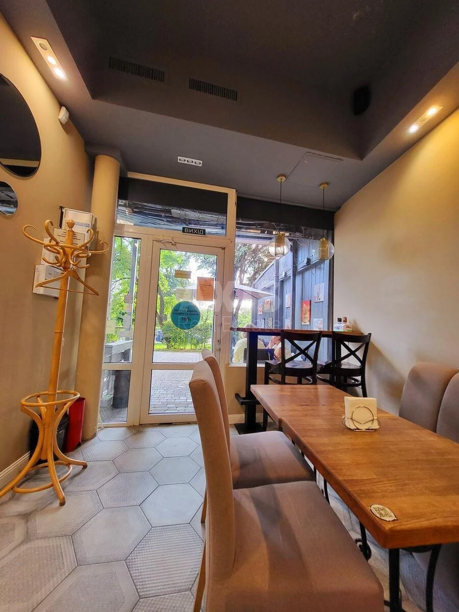 Trade object nab. Rusanivs'ka 4, 49m2646200