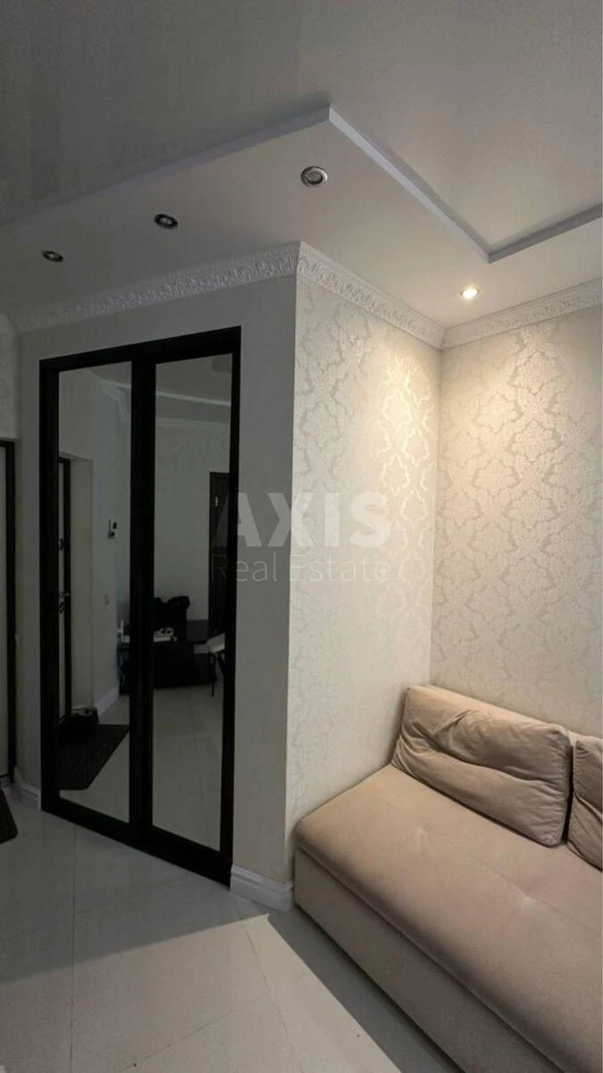 2k apartment vul. Oleny Pchilky 8641444