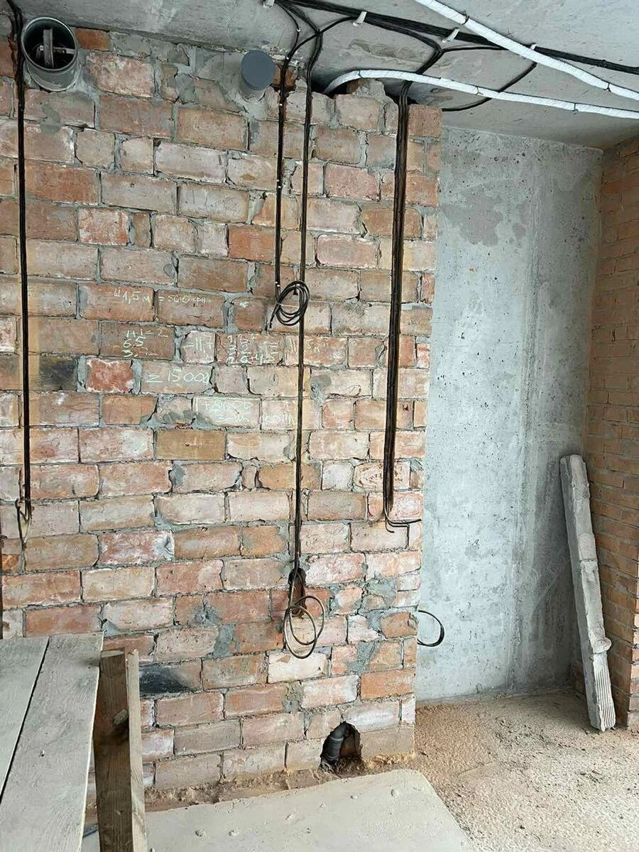2к квартира ул. Заболотного Академика 1А7068822