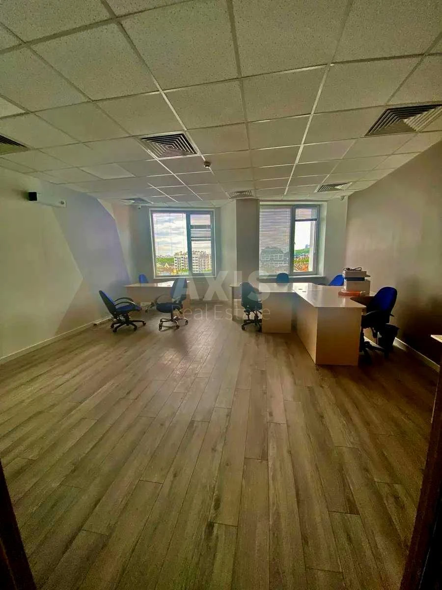 Office vul. Nyzhnij Val 51, 750m2677953