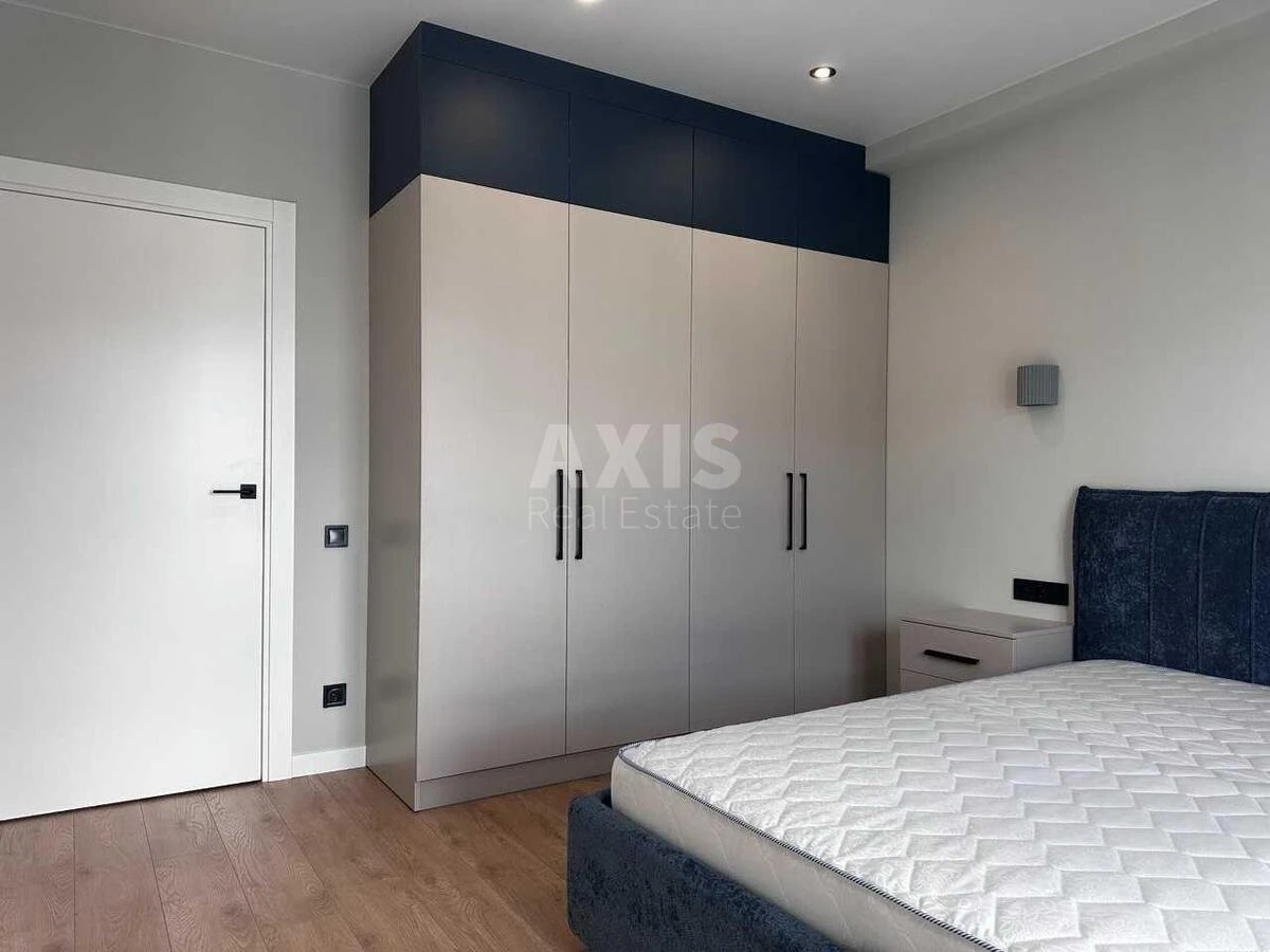 1к квартира ул. Михаила Максимовича 246248718