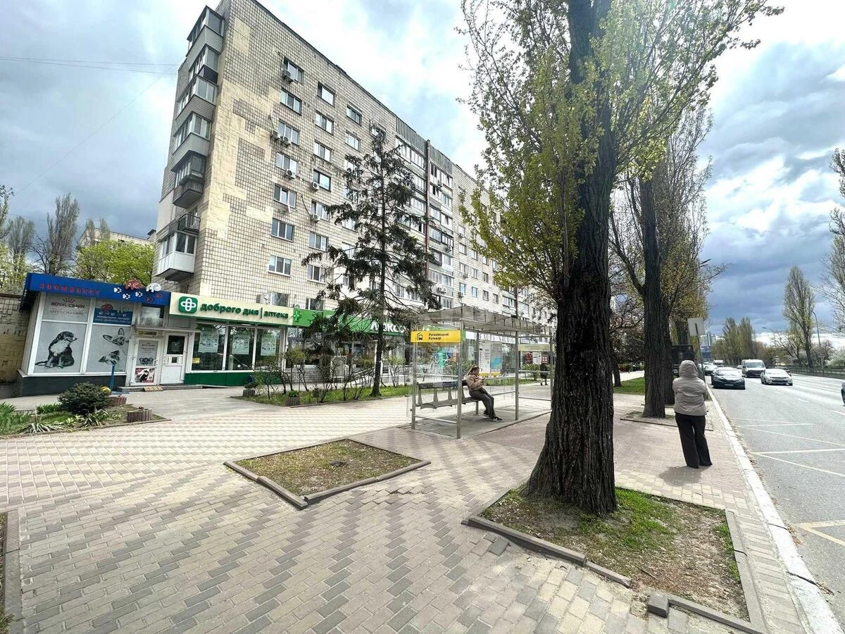 Объект торговли наб. Русановская 8, 176м2681220