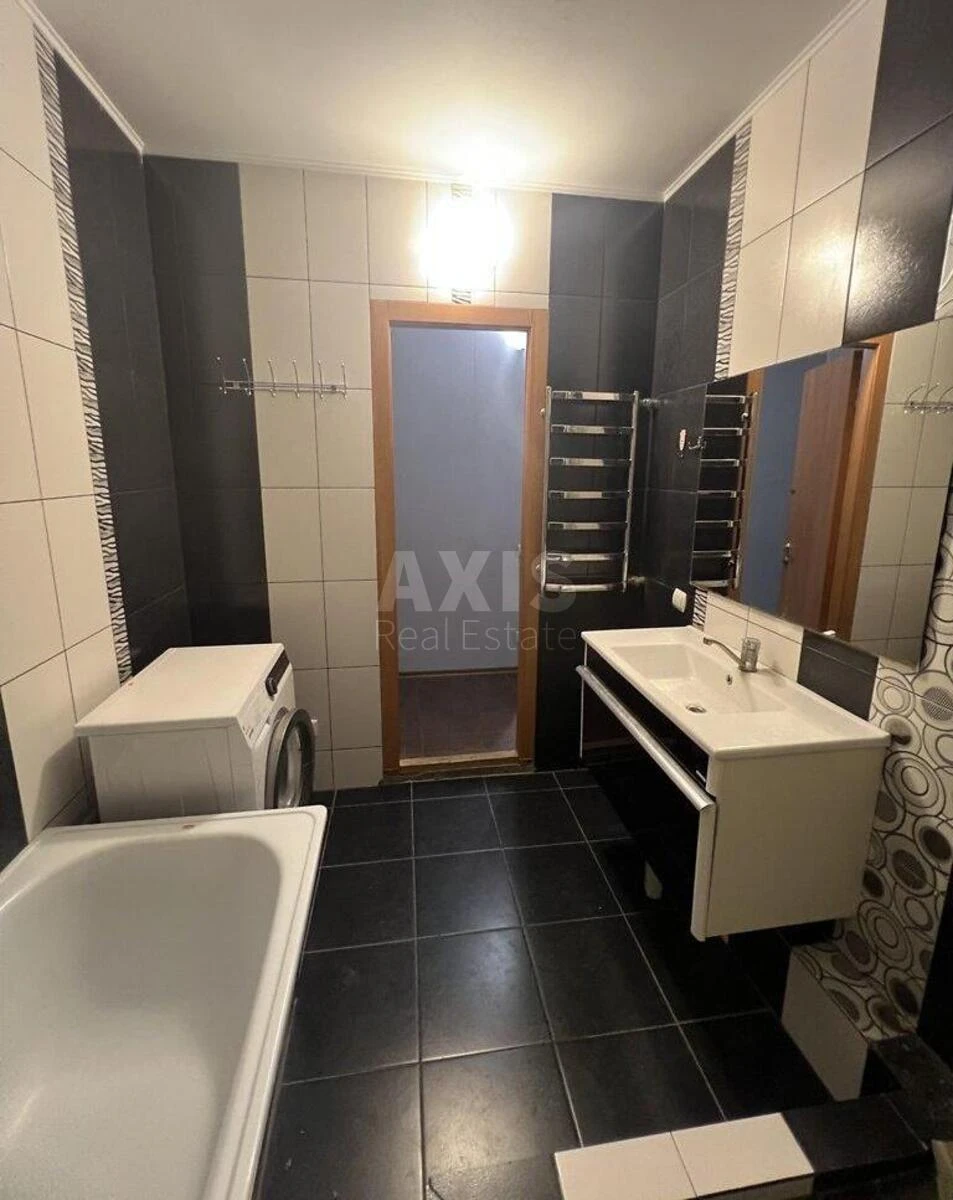 2к квартира ул. Чавдар Елизаветы 4696277