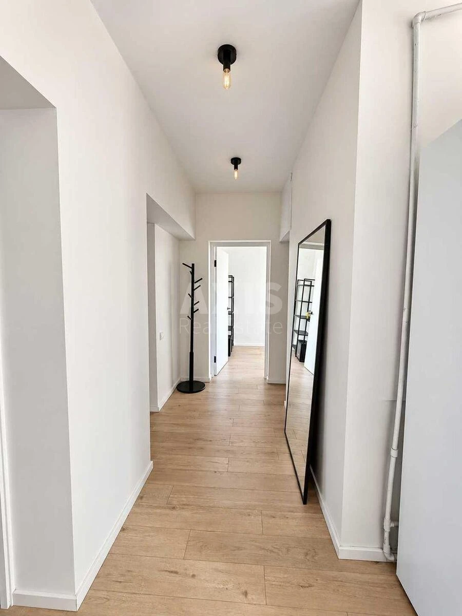 3k apartment vul. Derevljans'ka 20/27180611