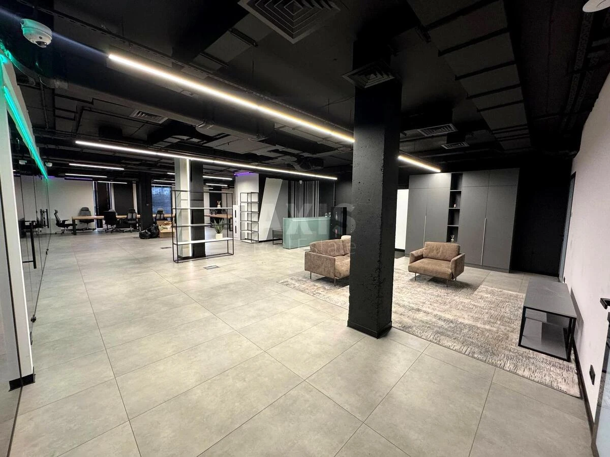 Office vul. Krasylivs'ka 9, 417m2668746