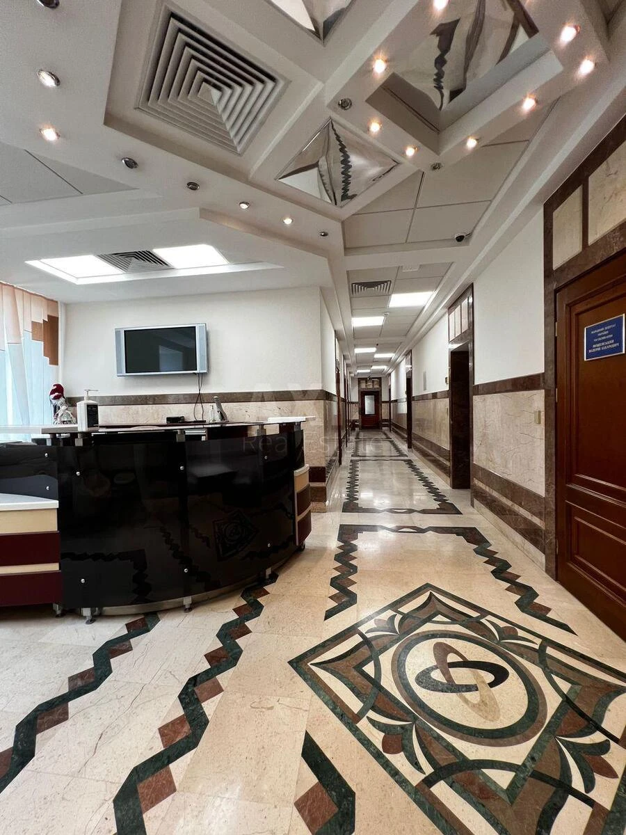 Office vul. Kostjantynivs'ka 32Б, 1000m2715977