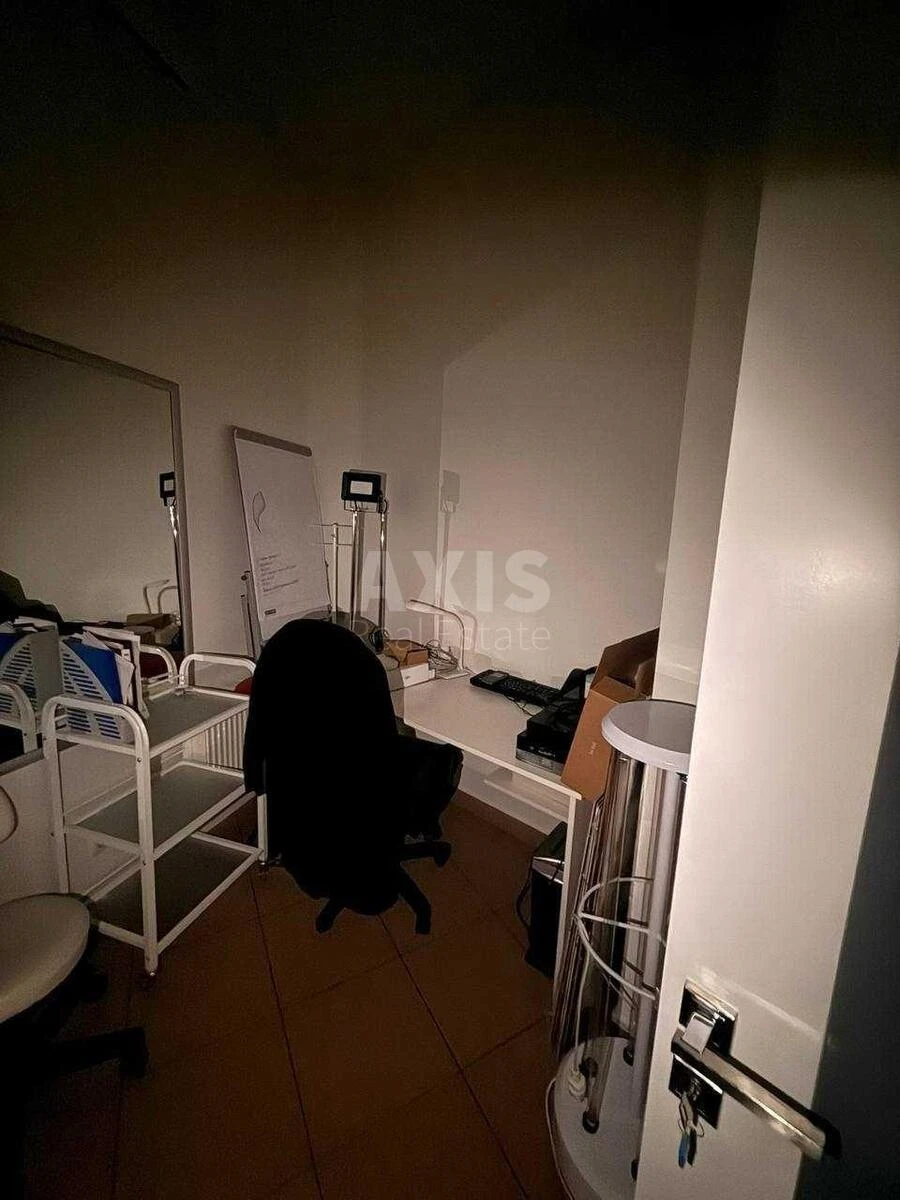 Объект торговли ул. Окипной Раисы 4, 104м2672169